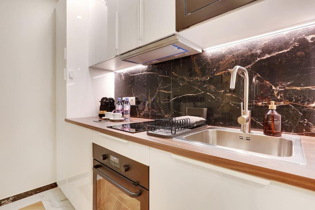Gembnb Luxury Apartment In Paris - Abbesses - Montmartre Εξωτερικό φωτογραφία